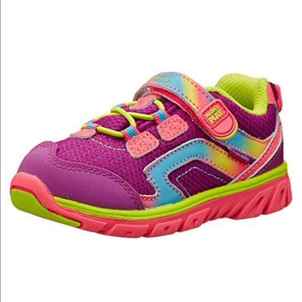 Stride Rite Made 2 Play shoes
